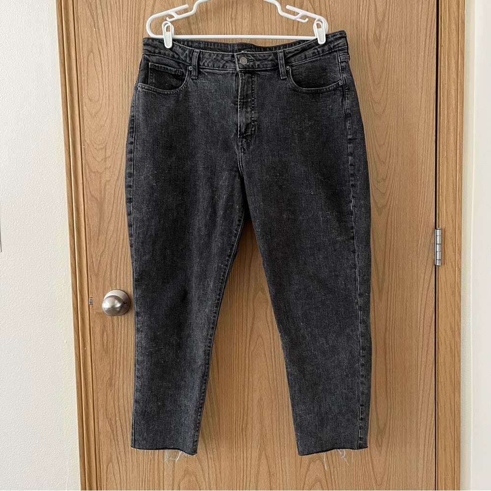 Old Navy High-Rise OG Straight Washed Black / Charcoal Jeans Raw Hem